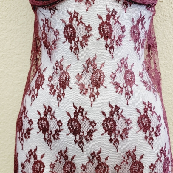 Victorias Secret Lace Chemise - Picture 9 of 13